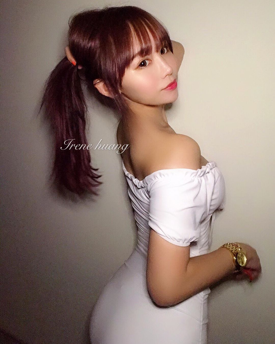 直播正妹—黃媁媁 Ak6AEekg o - 直播正妹—黃媁媁