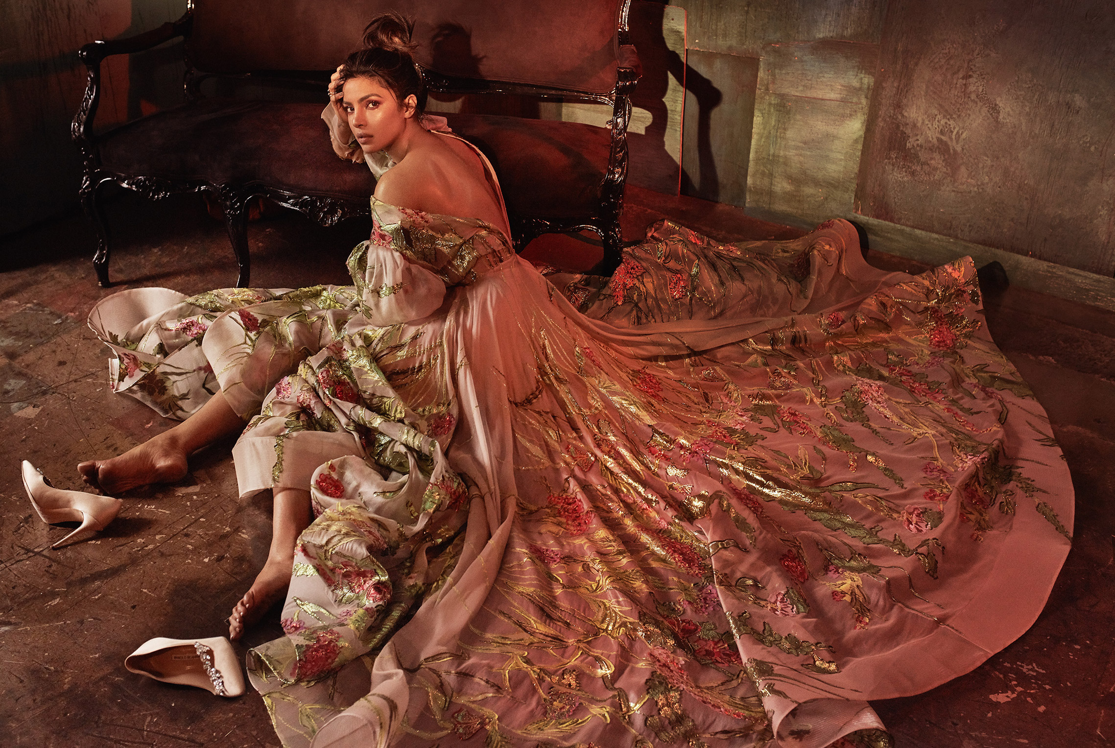 Priyanka Chopra by Greg Swales - Harpers Bazaar Vietnam march 2018 Priyanka Chopra by Greg Swales - Harpers Bazaar Vietnam march 2018