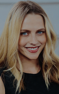 Teresa Palmer E9WeBX2m_o