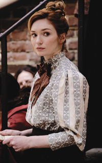 Eleanor Tomlinson FaUYKK8o_o