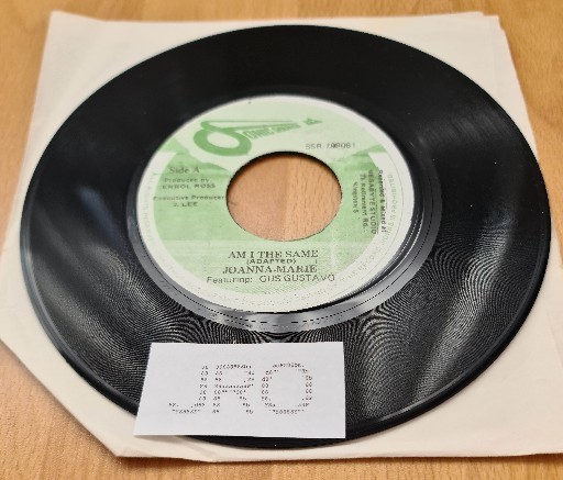 Joanna-Marie featuring Gus Gustavo-Am I The Same-(SSR-798061)-7INCH VINYL-FLAC-199x-JRO