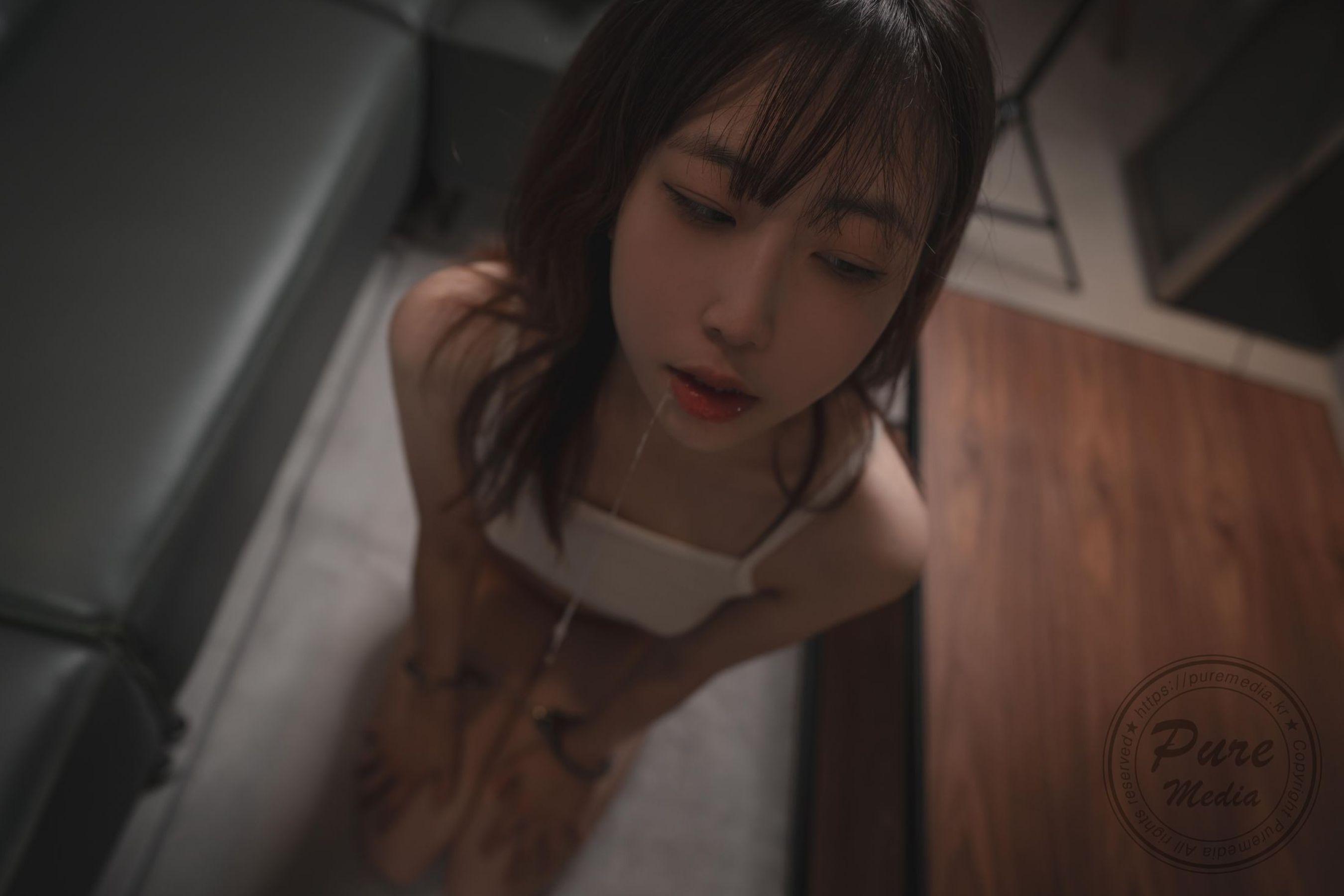 Pure Media Vol. 250 Hina《The Raped Influencer Girl》(156)