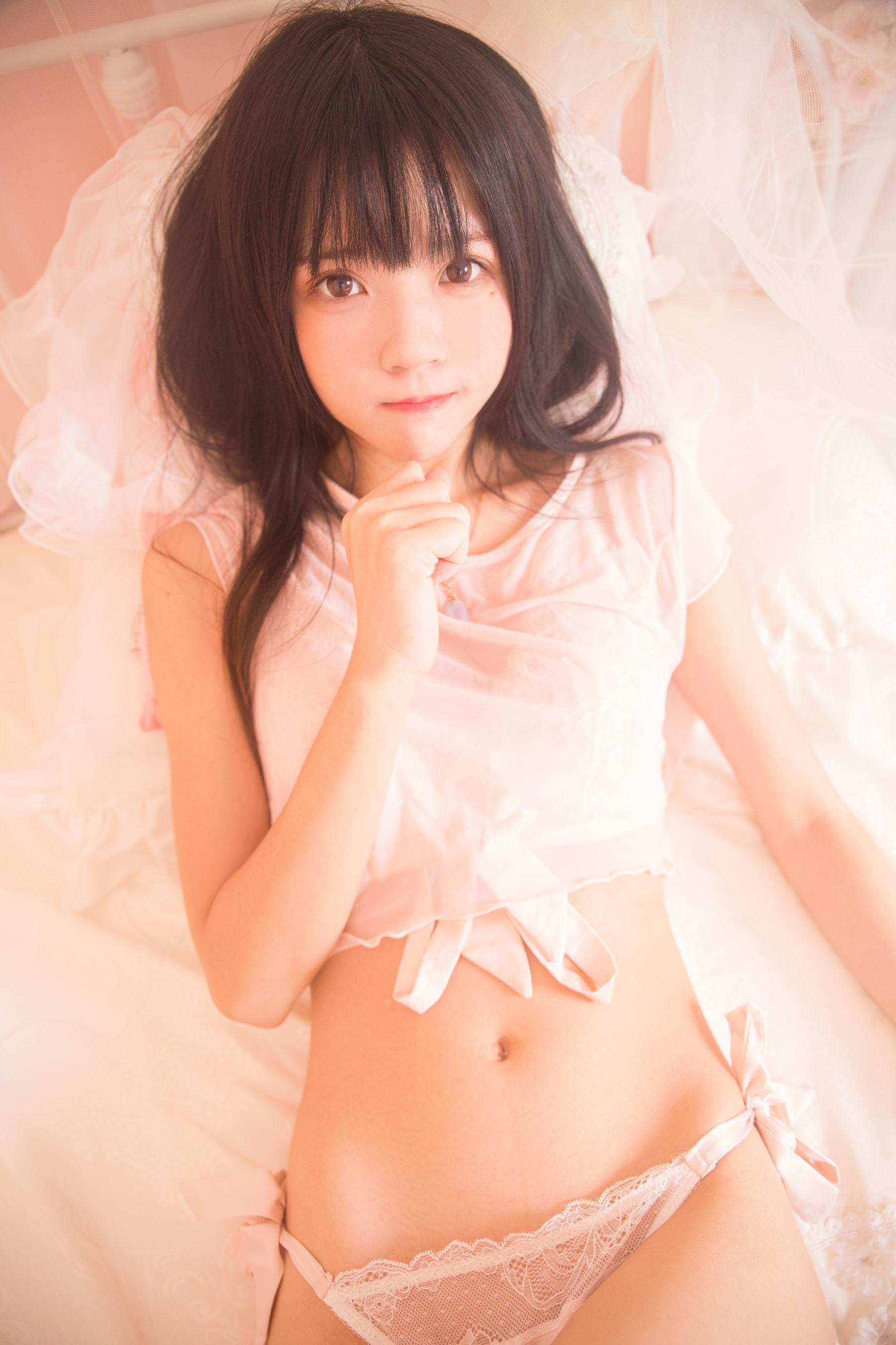 桜桃喵《双人本》 [萝莉COS] 写真集(19)