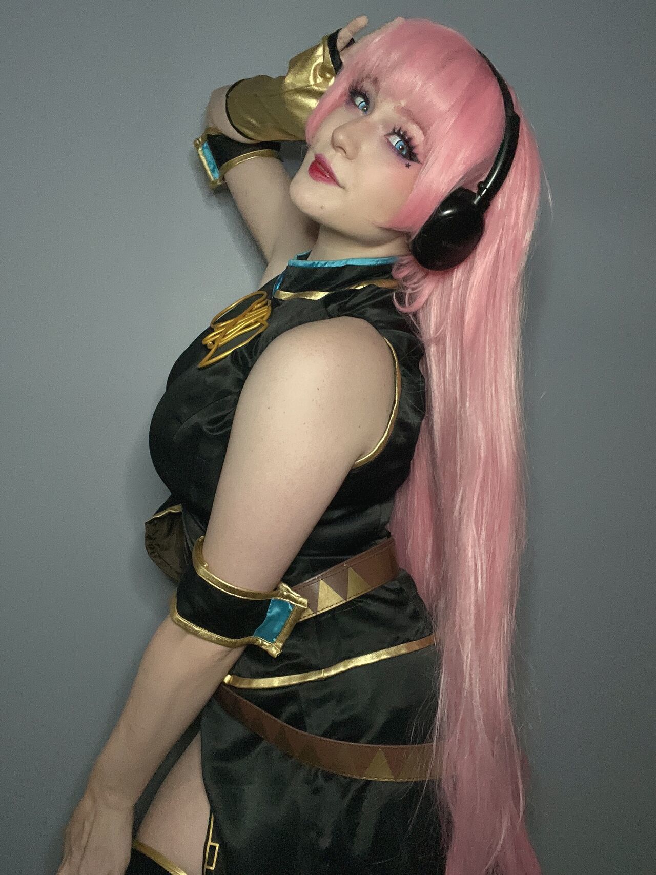Satin Stars - Luka Megurine