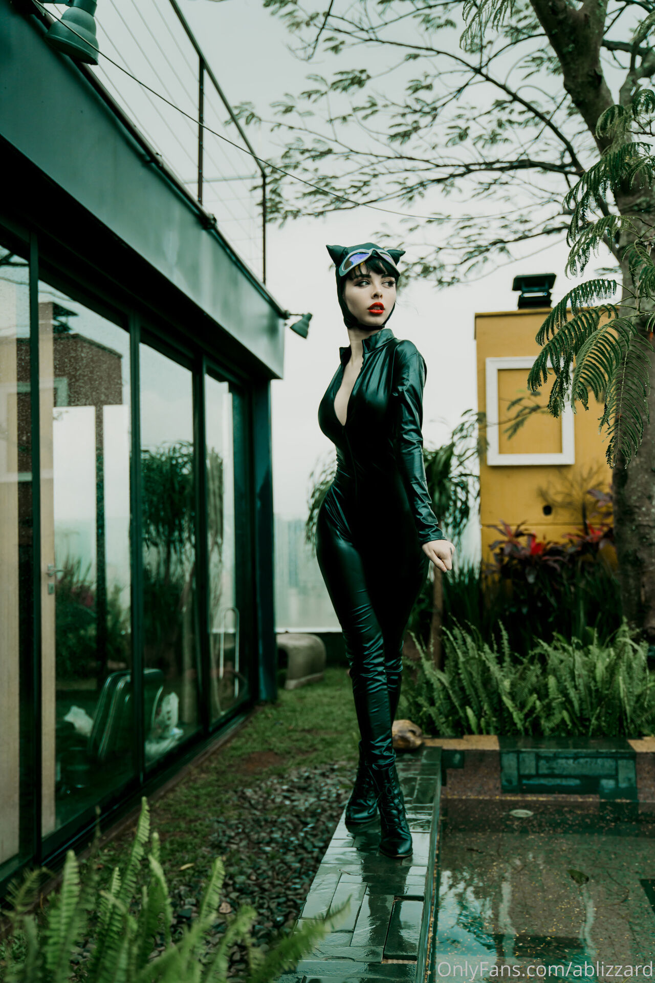 Amanda Welp - Catwoman