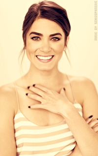 Nikki Reed VuxnO71y_o