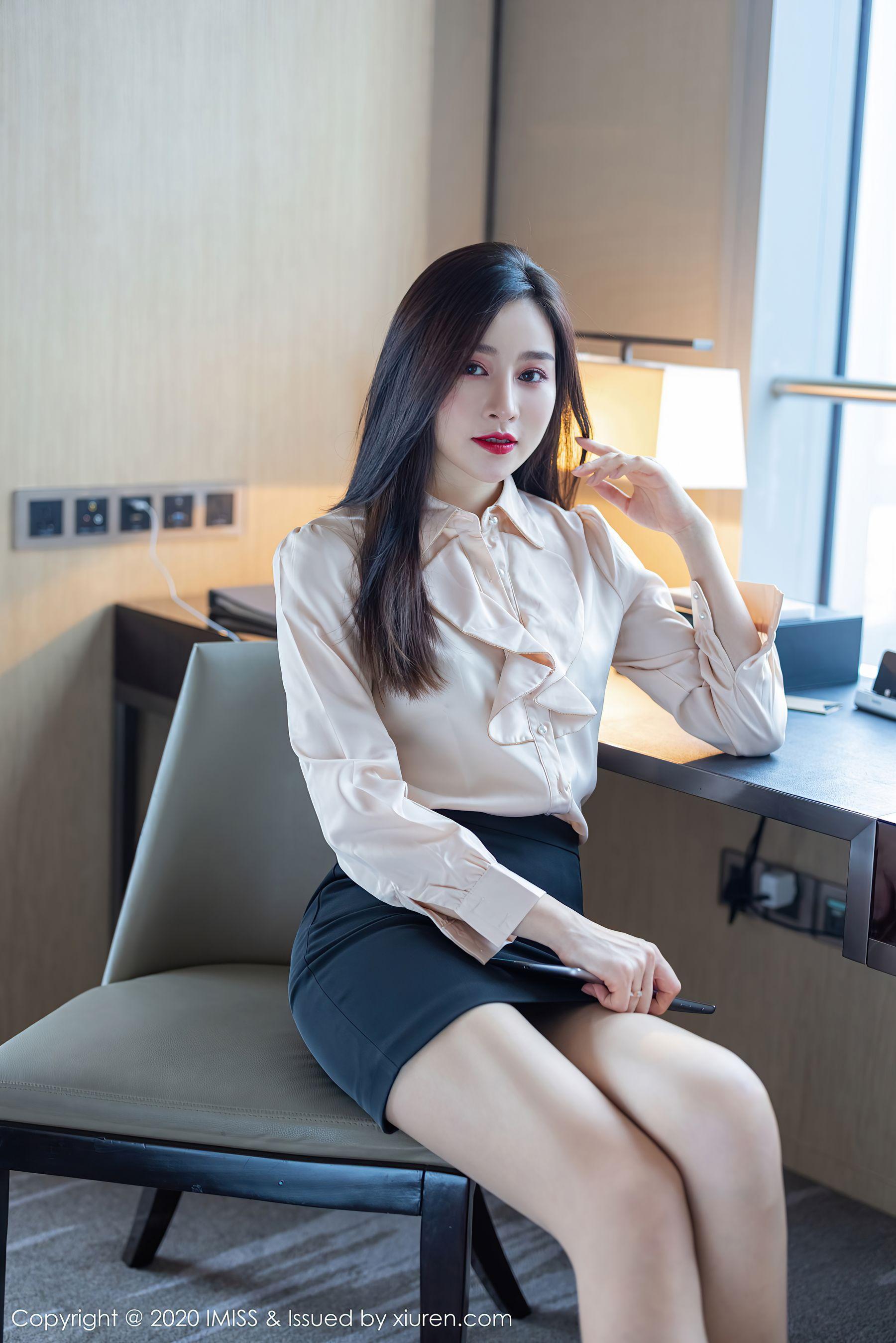 [爱蜜社IMiss] Vol.528 Vanessa – 经典典雅职场制服(7)