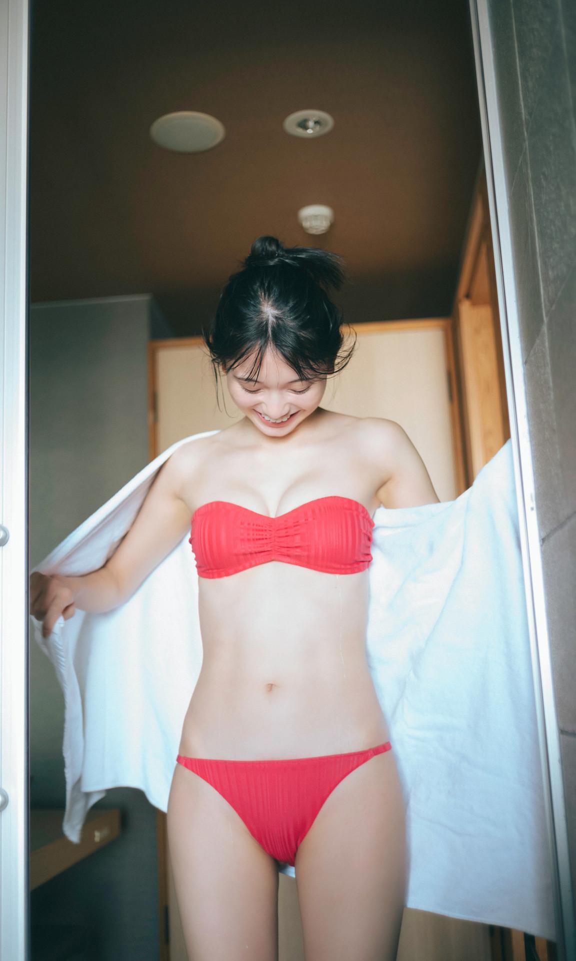 Fuuka Kumazawa 熊澤風花, 週プレ Photo Book 「またたく。」 Set.01(31)