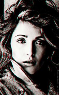 Rose Byrne UmkaDTO9_o