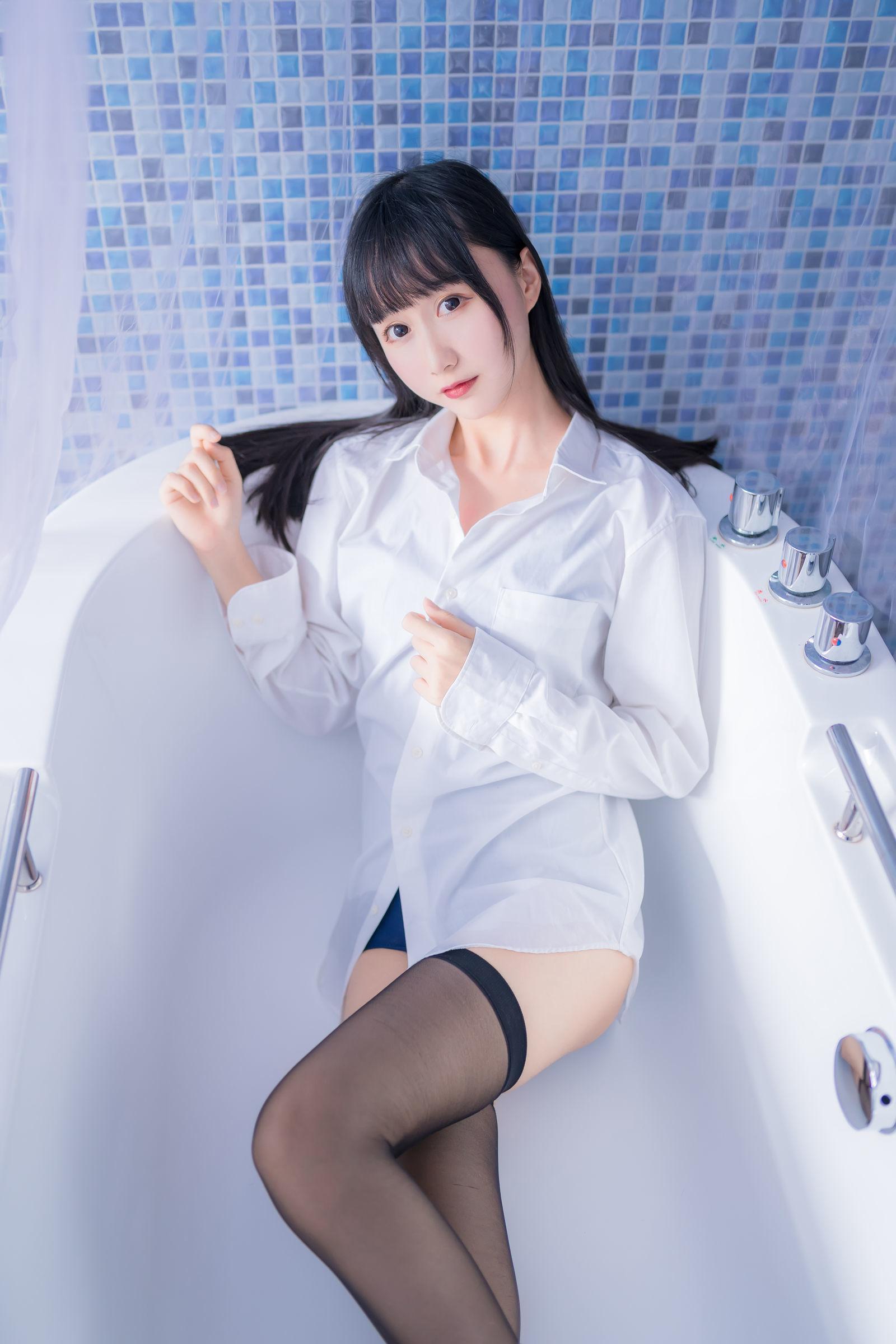 木绵绵《白衬衫黑丝死库水》 [COSER美女] 写真集(4)