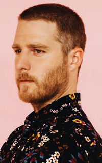 Jake McDorman - Page 2 F4mqacIV_o