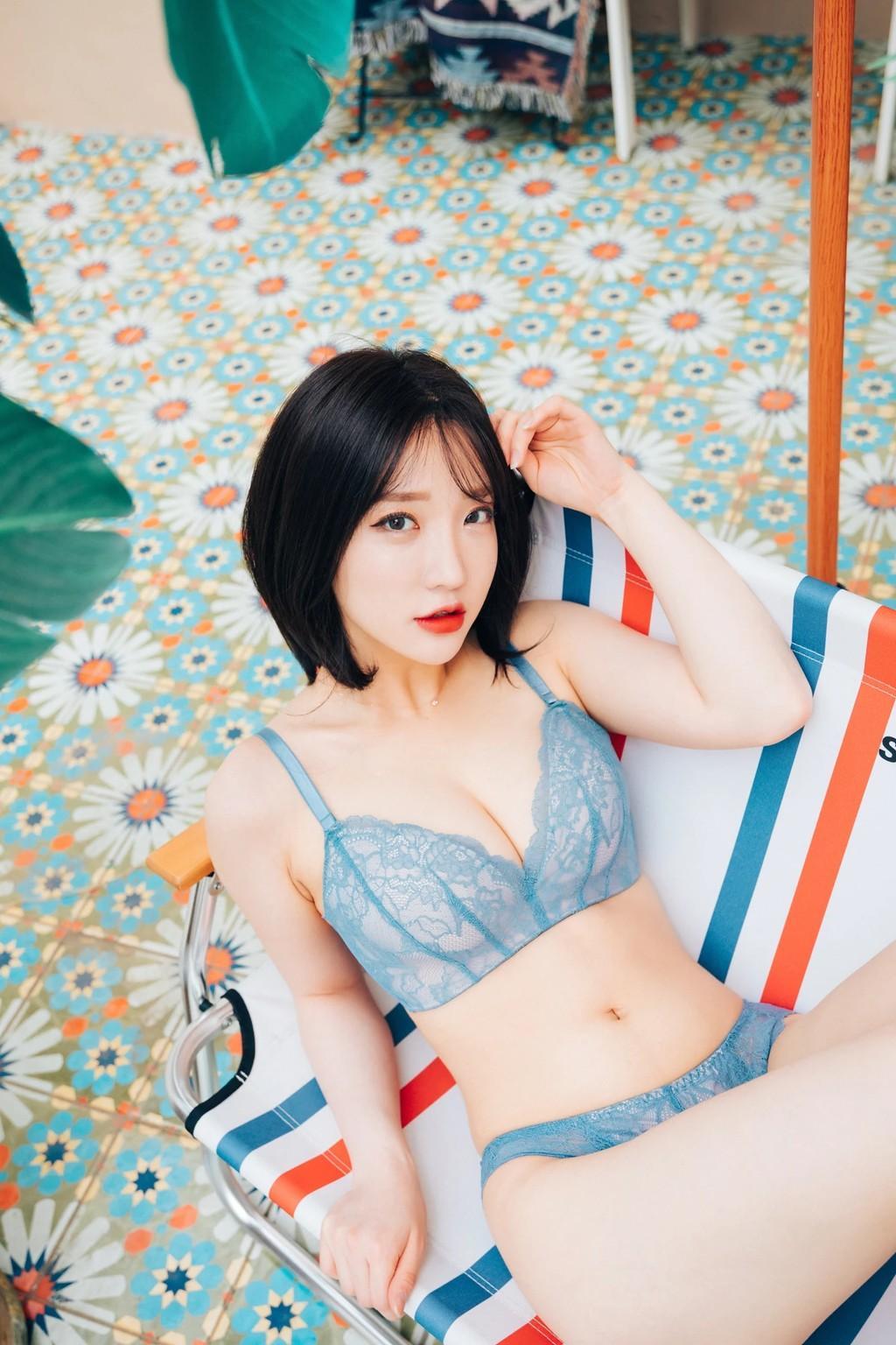 [Loozy] Summer Caravan - Son Ye-Eun (손예은) (66 photos )(35)