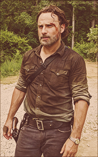 Andrew Lincoln - Page 2 DxmhSfRd_o