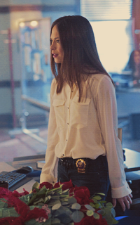 Kristin Kreuk N4uVTBo8_o