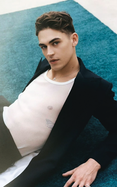 Hero Fiennes-Tiffin Ngf0OGKg_o