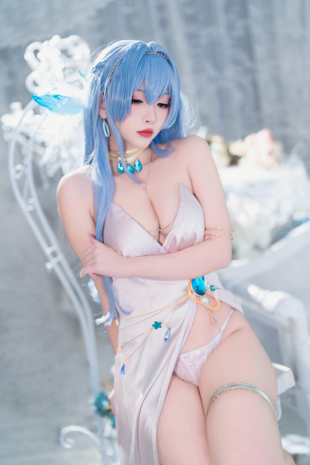 宫本桜 - Helm (Goddess of Victory Nikke)