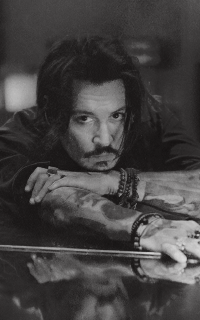 Johnny Depp 3iFEq6d2_o