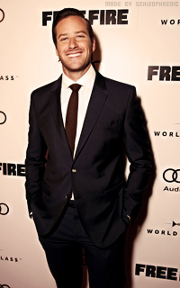 Armie Hammer Smv9DmQe_o