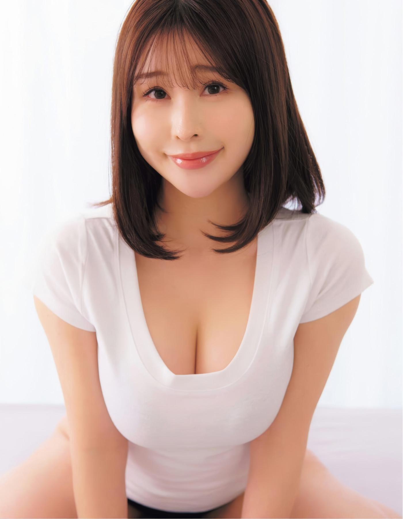 Mimi Kinami 木南美々, EX MAX! DELUXE 2024 春特大号 (エキサイティングマックス！ DELUXE 2024 春特大号)(3)