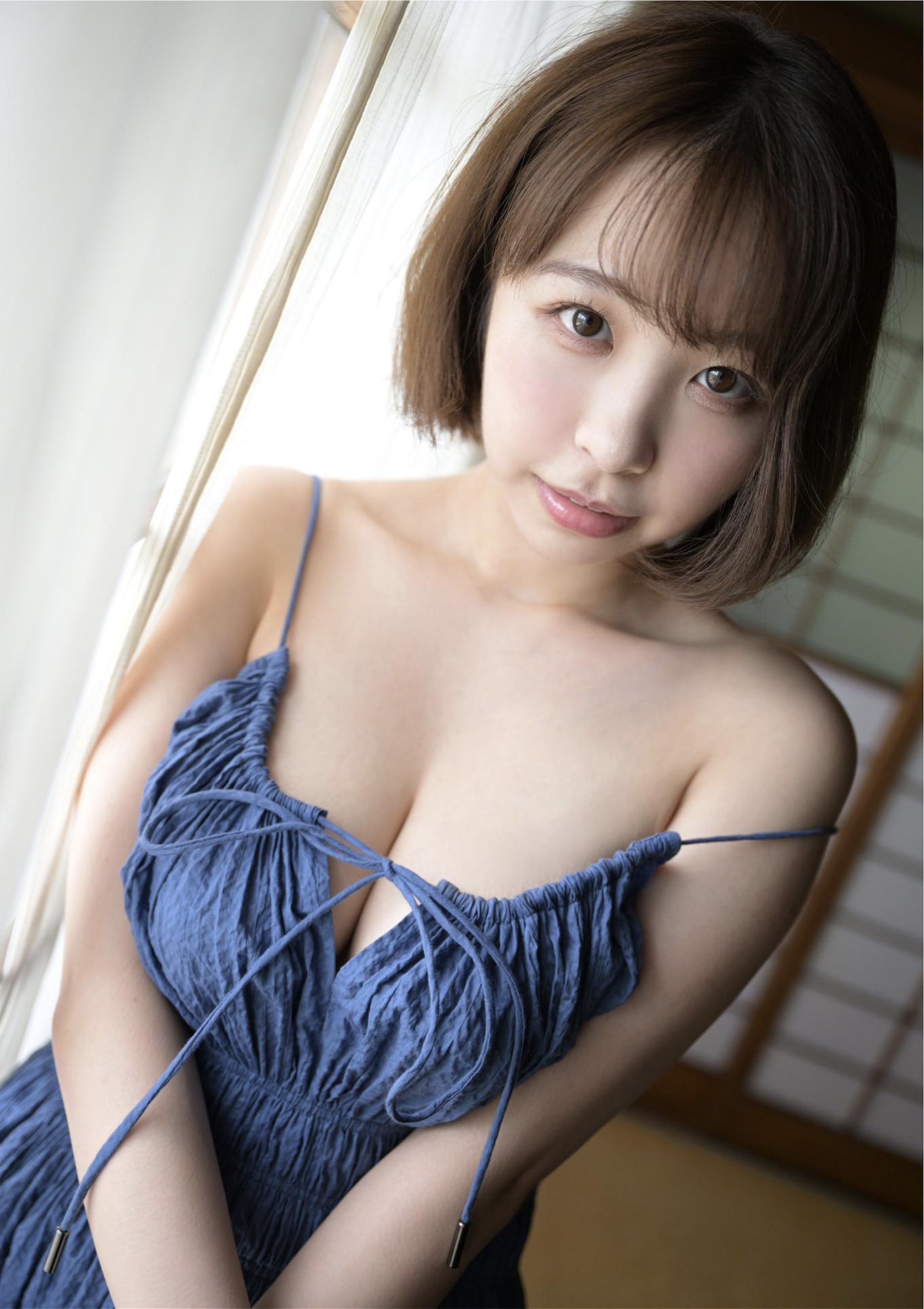 Riho Shishido 宍戸里帆, 週刊現代デジタル写真集 「現役女子大生のマシュマロ巨乳」 Set.03(19)