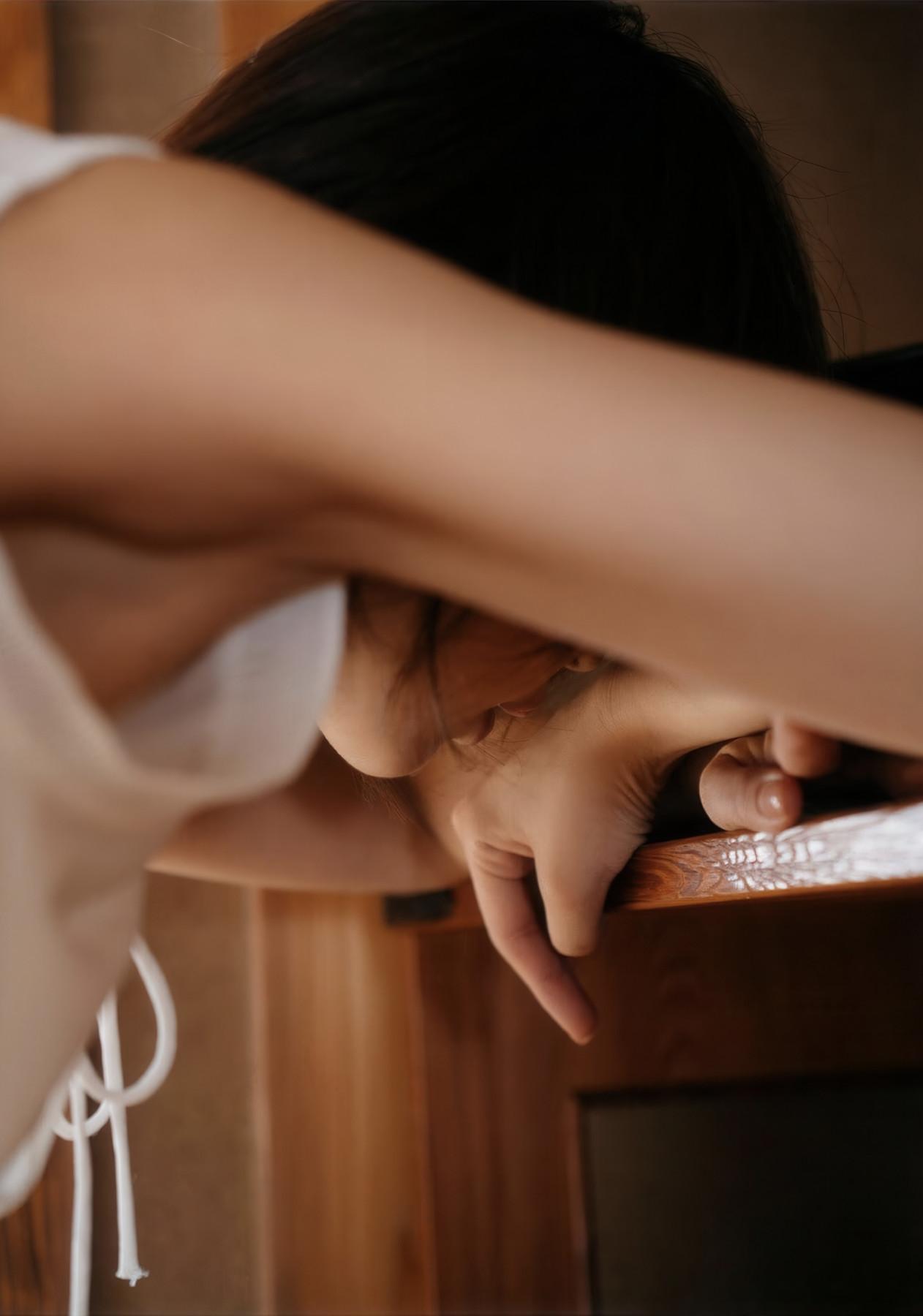 Tsugu Manaka 真中つぐ, 写真集 恋愛情緒 Wunder puglishing house Set.01(19)