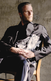 Jake McDorman - Page 2 OzBfbtQn_o