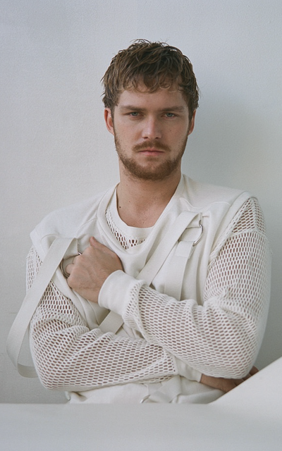 Finn Jones JvpuSdFD_o