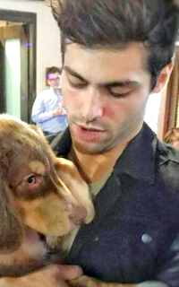 Matthew Daddario R40PnKpp_o