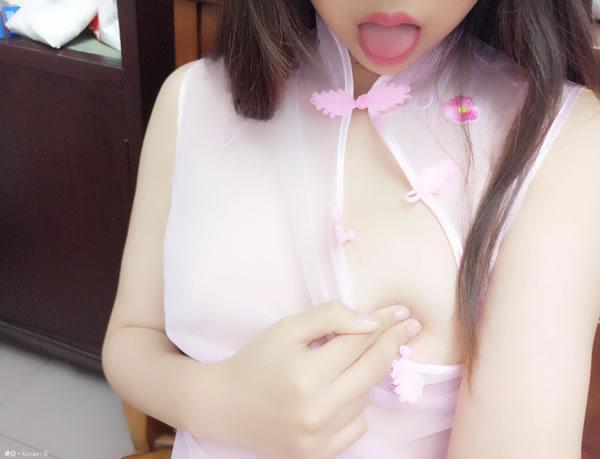 网红美女Kanami酱-透明情趣旗袍大胆写真(28)