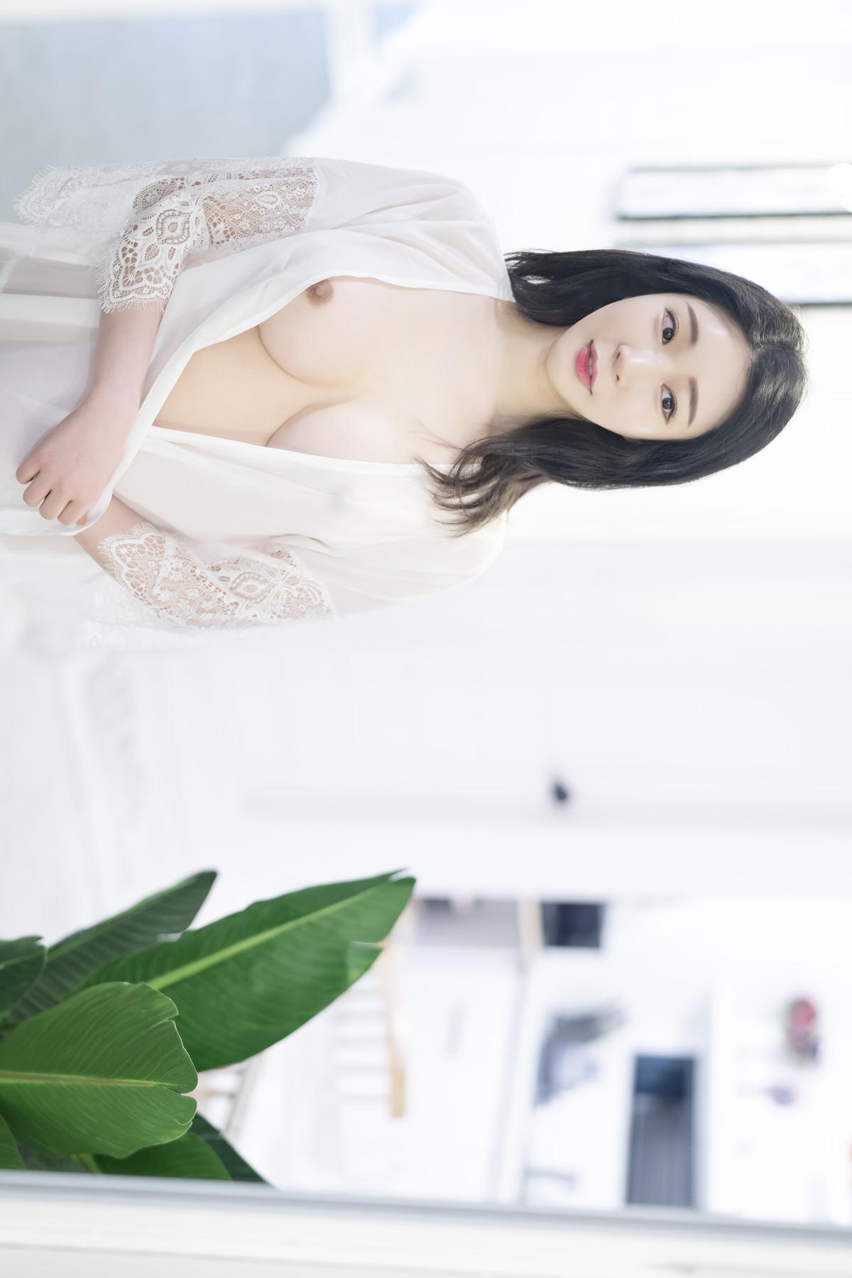 SUA 지수아, Photobook Leak Set.04(25)