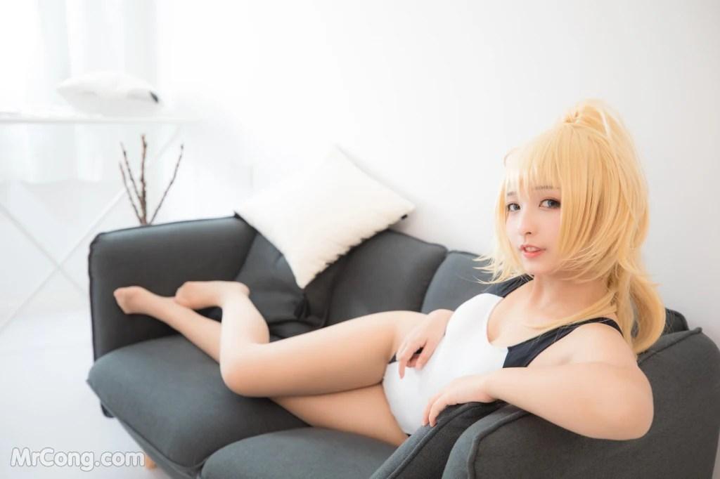 Coser@神楽坂真冬 Vol.036: 电子相册-白贞德《Swimingthedrea》(150 photos)(46)