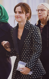 Emma Watson - Page 13 U0QBulig_o