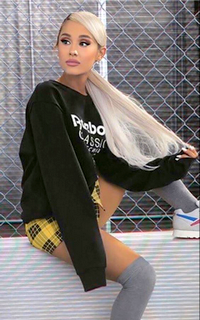 Ariana Grande NHzvqimK_o