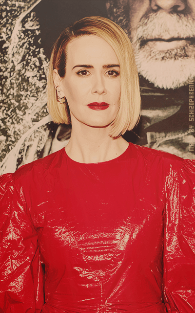 Sarah Paulson GM8fUrcY_o