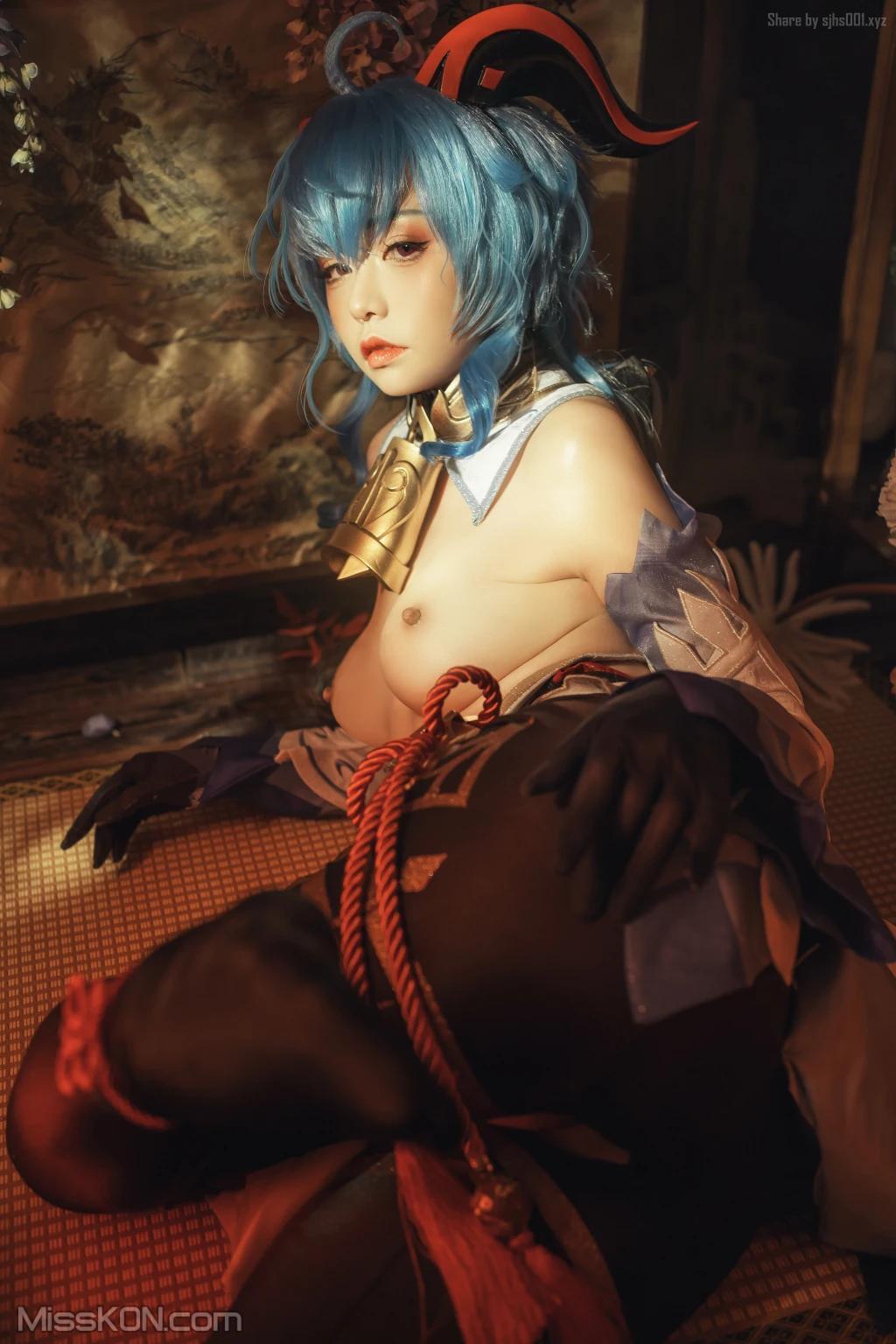 Coser@爆机少女喵小吉 (Nekokoyoshi): 原神-甘雨 (49 photos )(9)