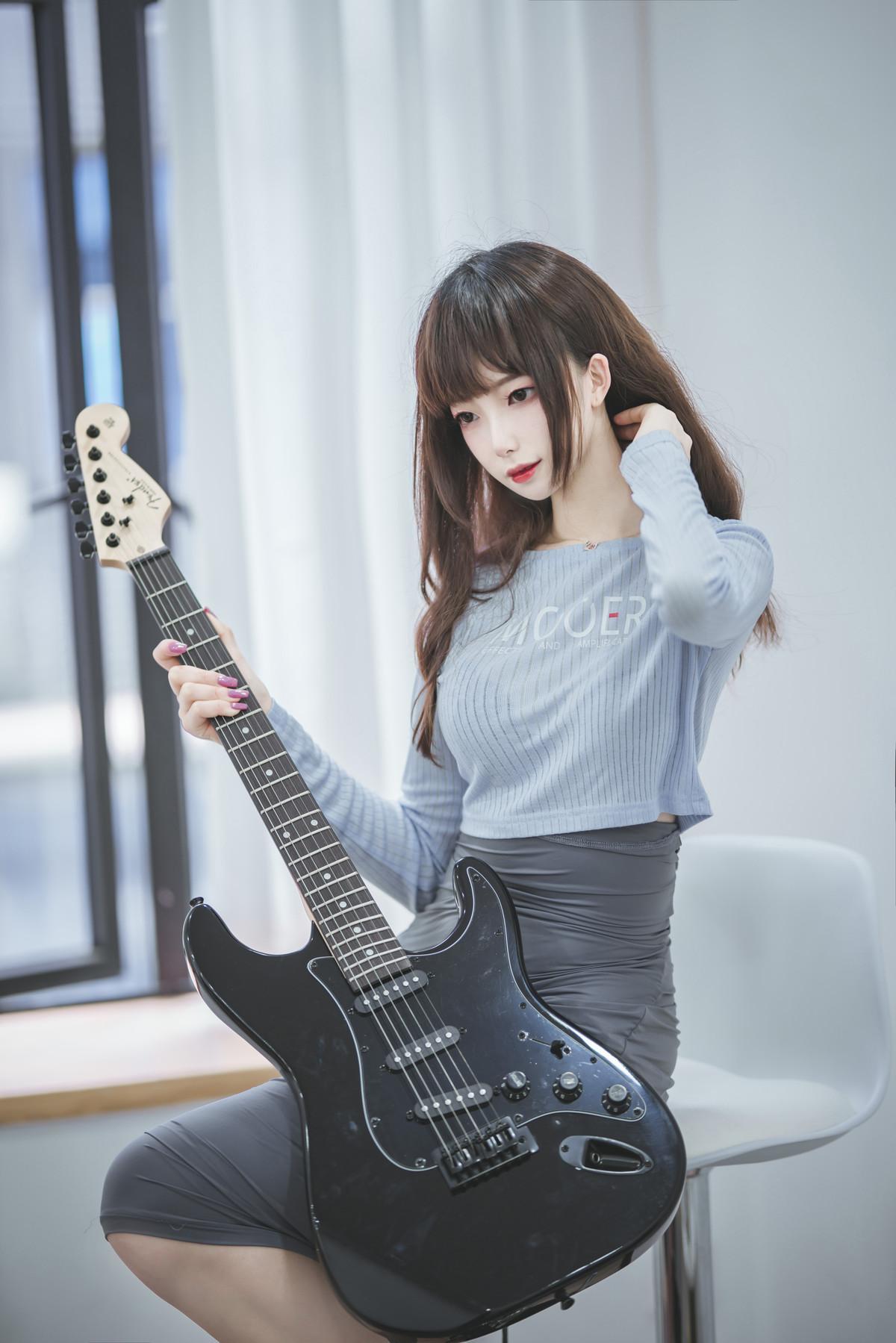 Cosplay 封疆疆v 吉他妹妹(4)