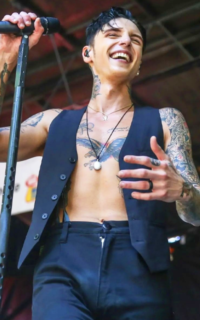 Andy Biersack WmL08xBj_o