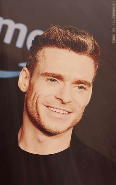 Richard Madden AML6h6mM_o