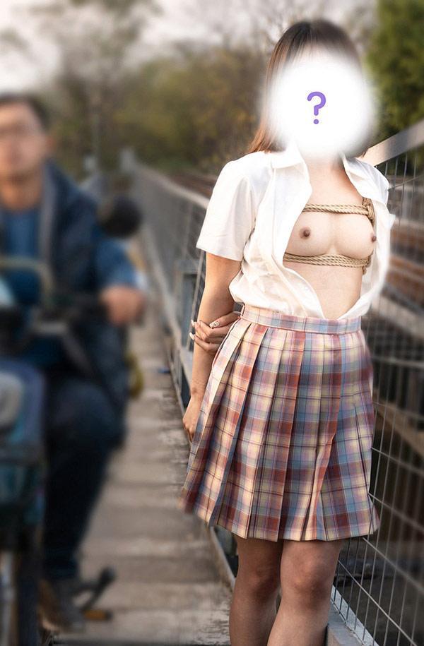 福利姬小云朵私拍户外SM尺度人体图集(5)