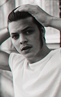 Alex Høgh Andersen WFFUYMA0_o