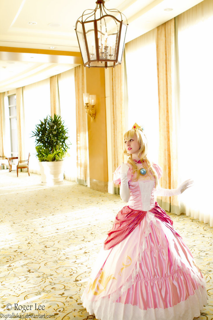 The Best Princess Peach Cosplay