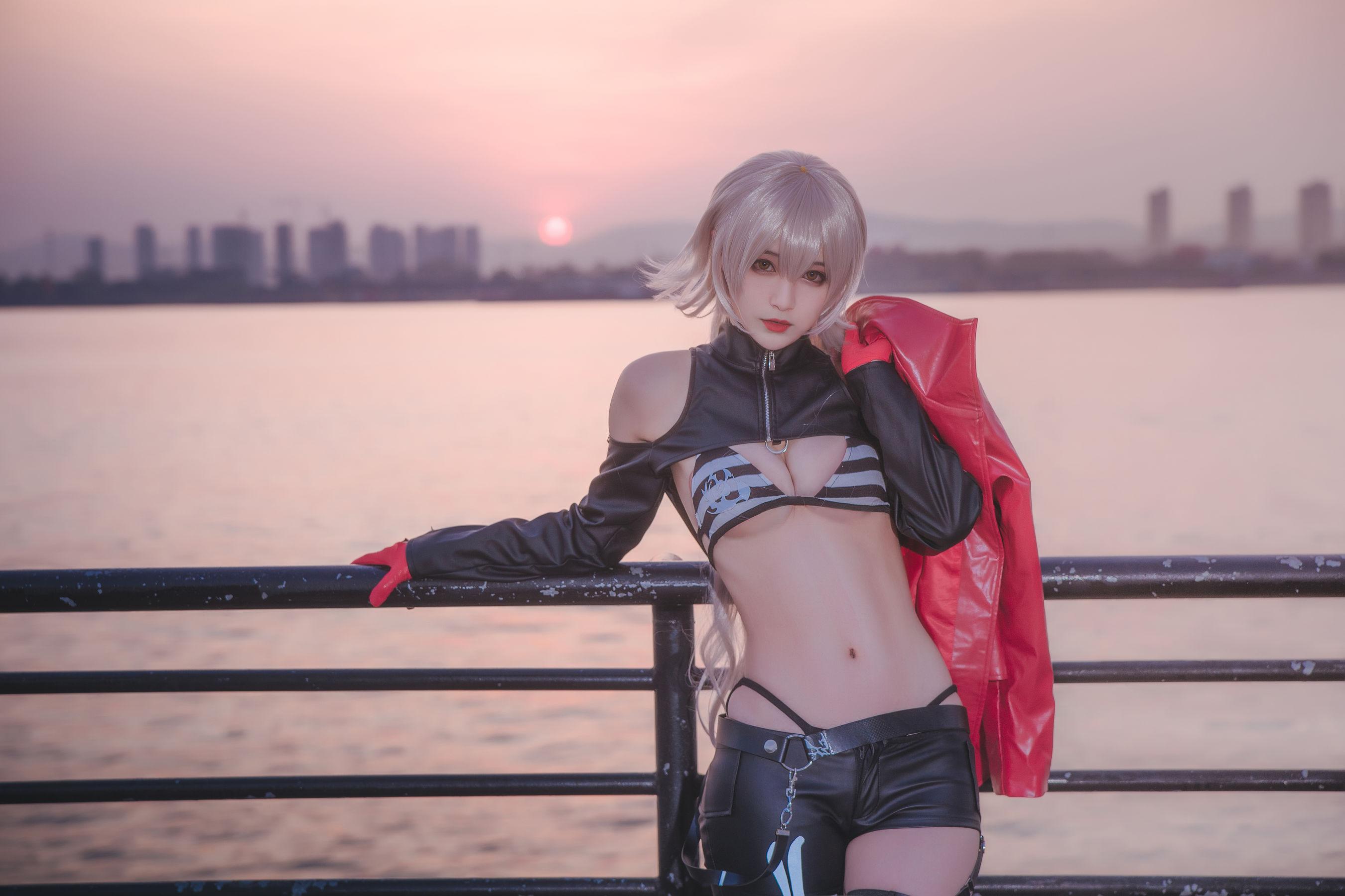 [Cosplay] 铁板烧鬼舞w – 中山码头黑贞黑呆双人(2)