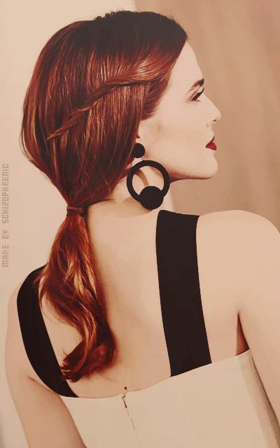 Zoey Deutch Xb4wN9hB_o