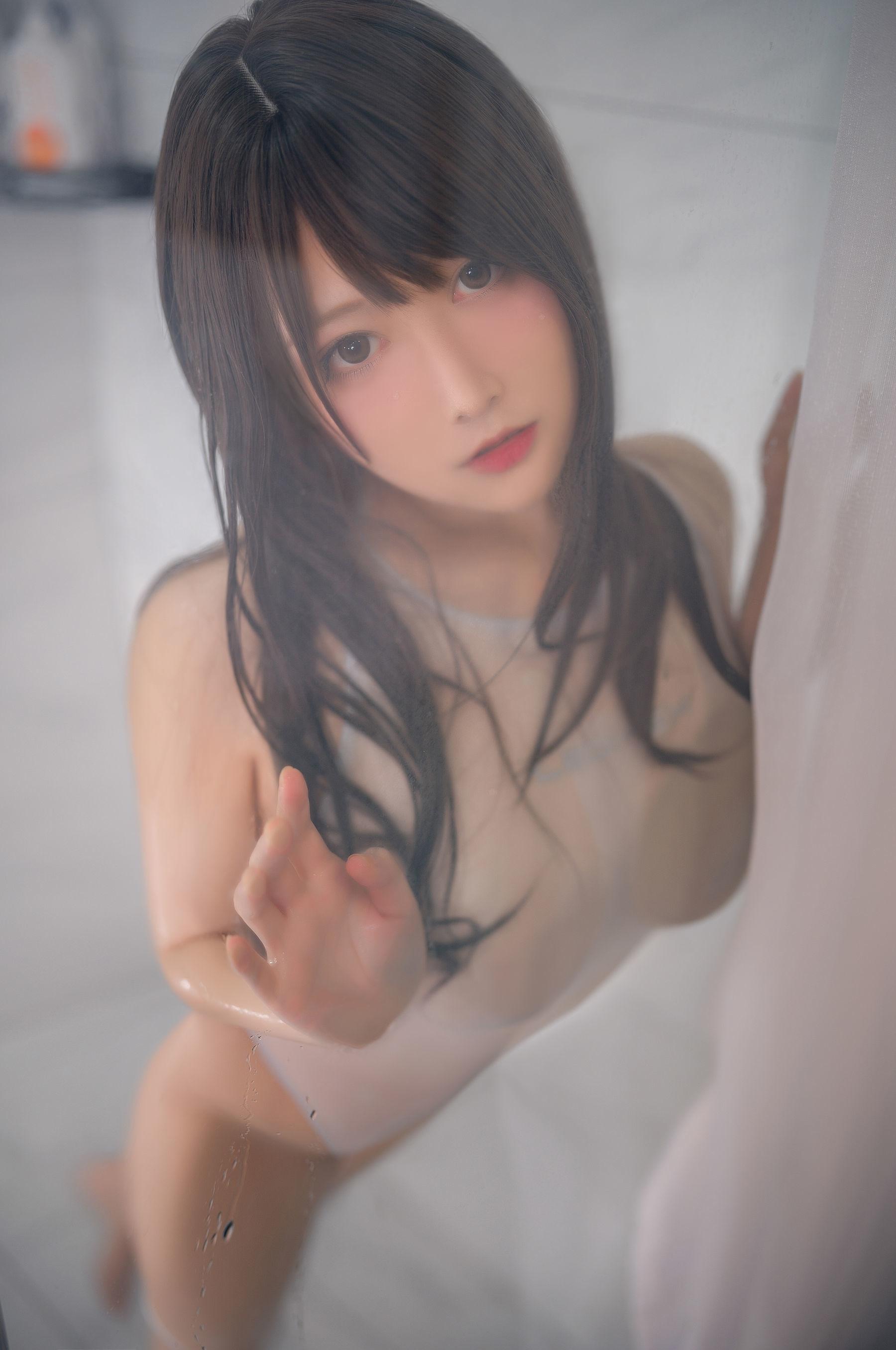 [网红COSER] 念念_D – 白色竞泳 写真集(8)