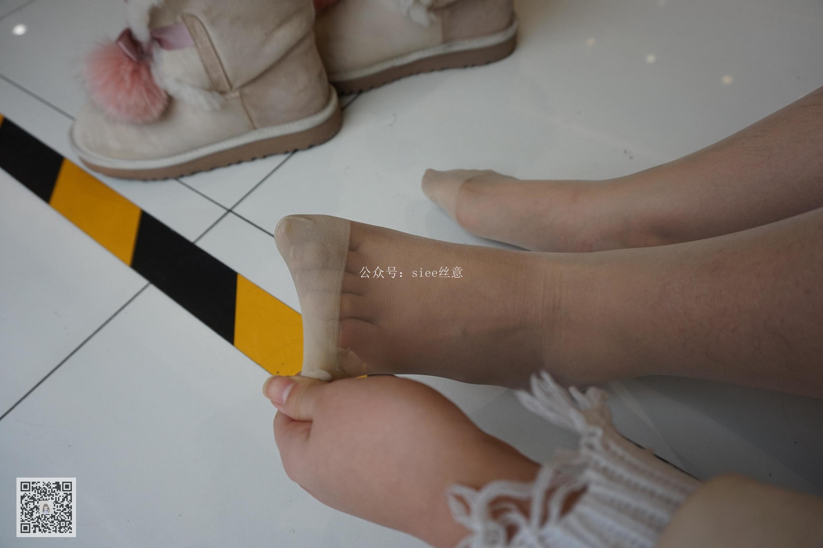 曦曦《寒冬里的薄丝》 [丝意SIEE] No.041 写真集(51)