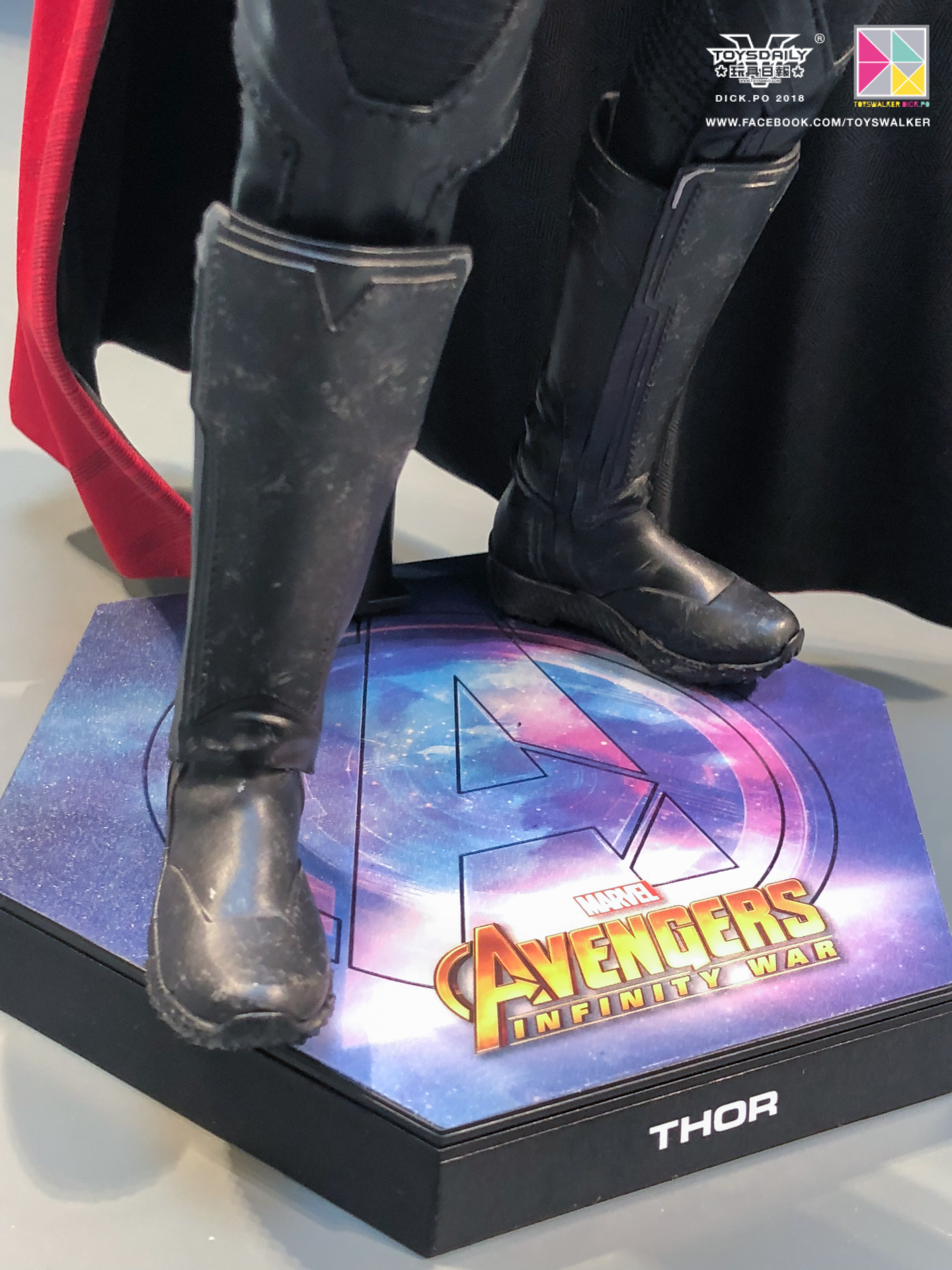 Exhibition Hot Toys : Avengers - Infinity Wars  6rDYDE2i_o