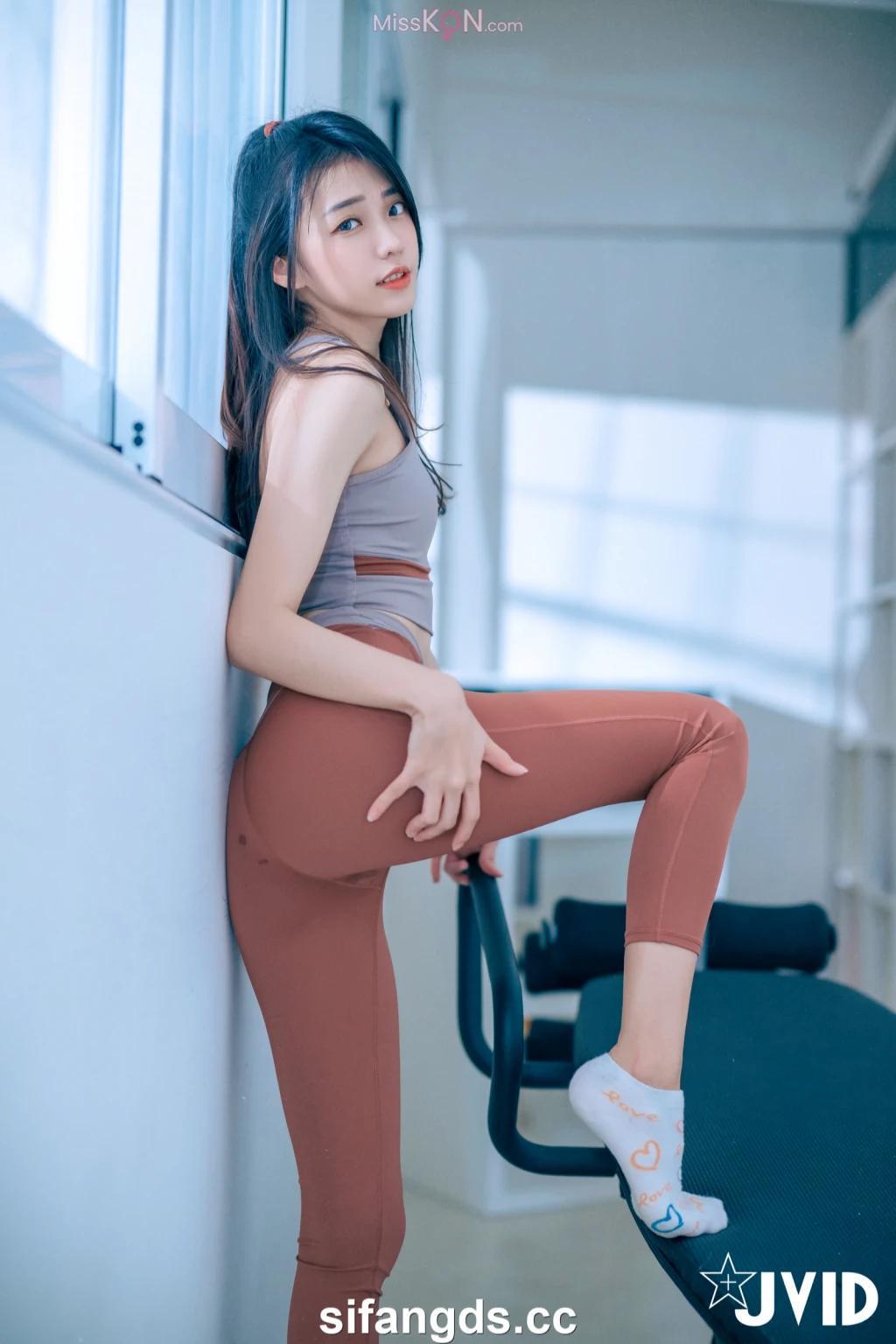 [JVID] 妍妍 Angel:【禁忌瑜珈課程】 瑜珈教練的秘密 裸體私人課程 (224 photos )(88)