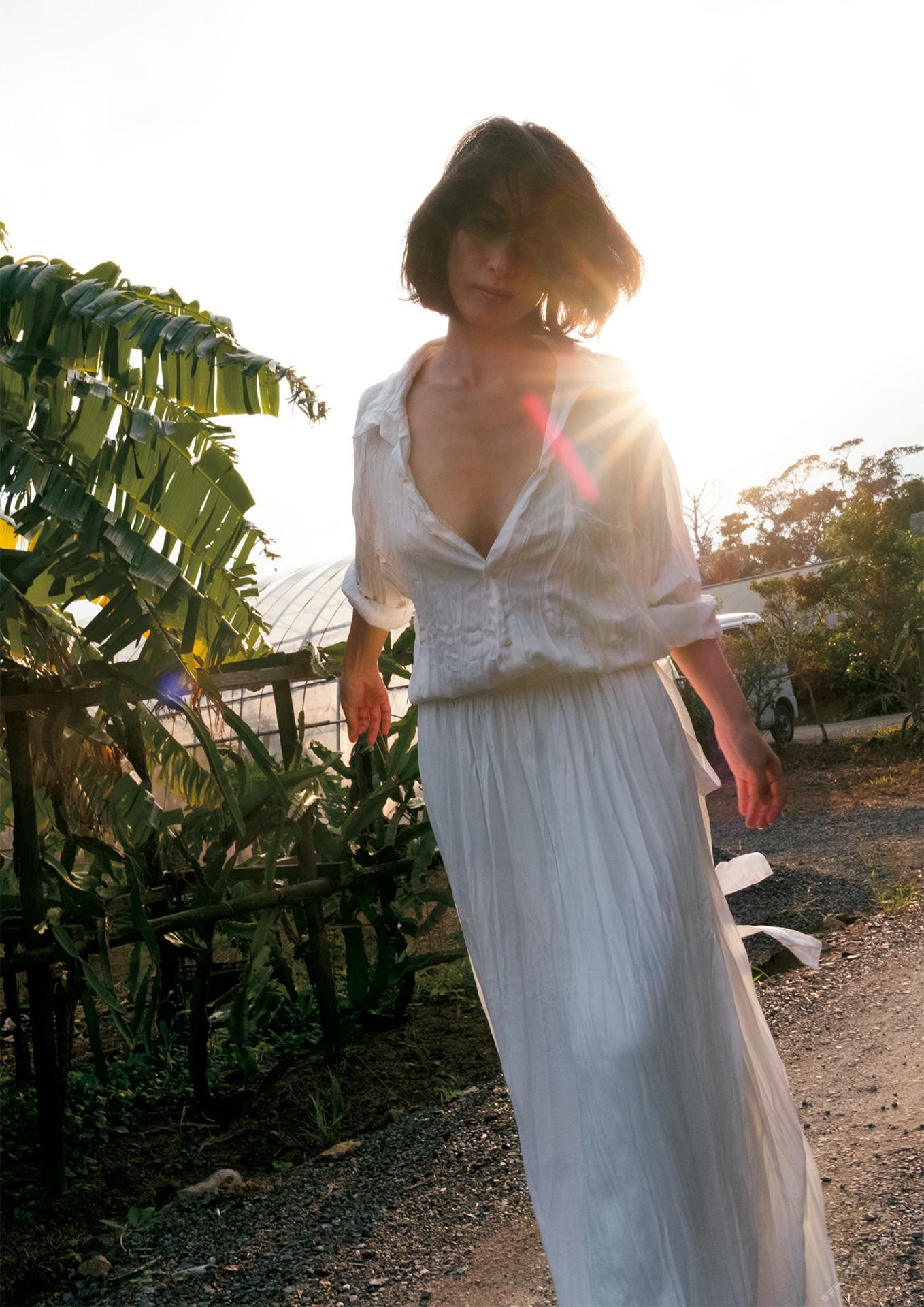 Hiroko Sato 佐藤寛子, FLASHデジタル写真集Q 「1262」 Set.04(10)