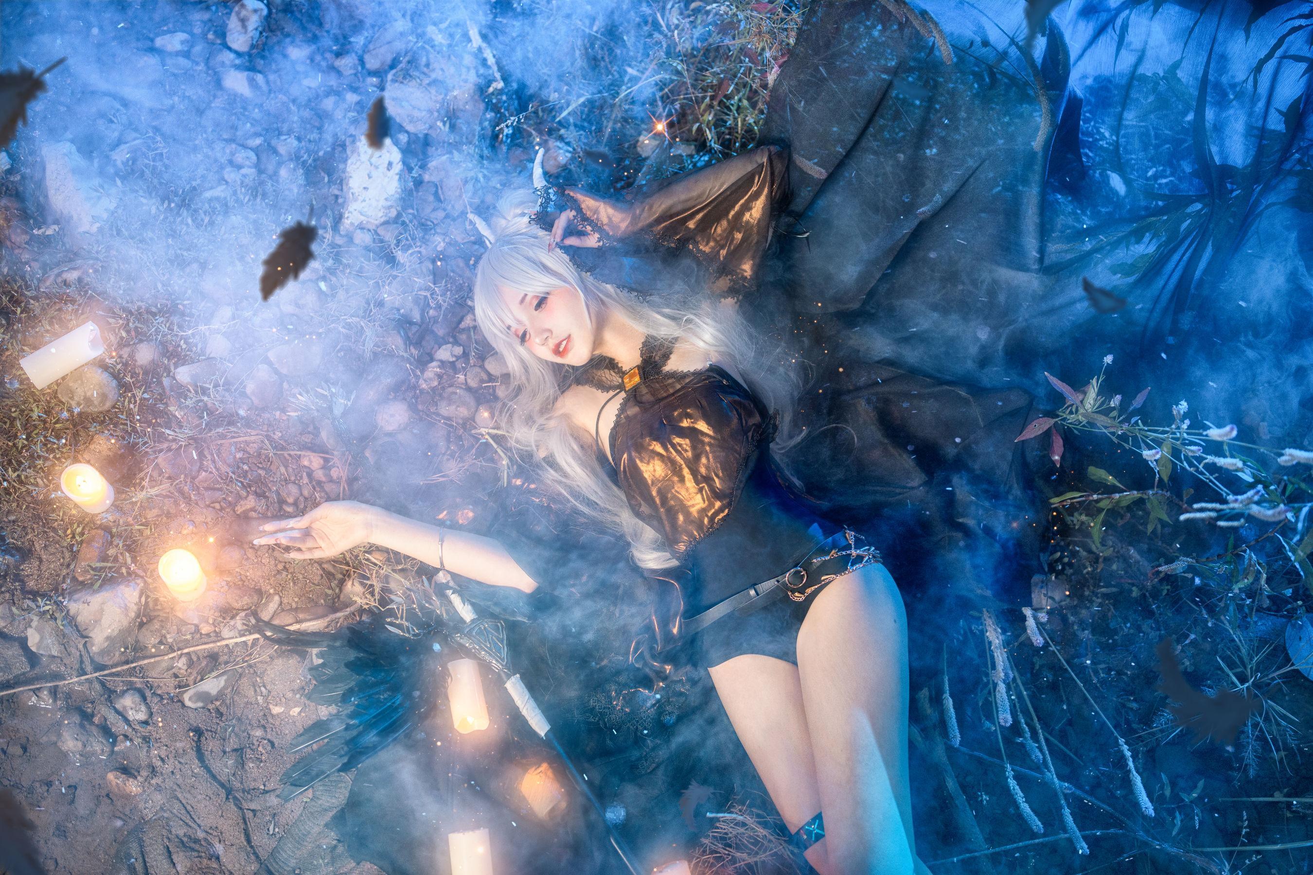 [网红COSER写真] 仙九Airi – 闪灵静谧午夜(17)