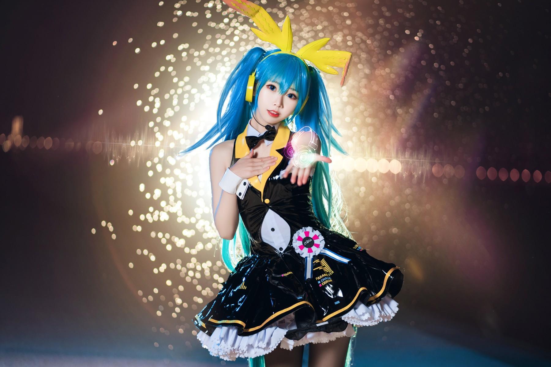 Cosplay 面饼仙儿 初音Miku(3)